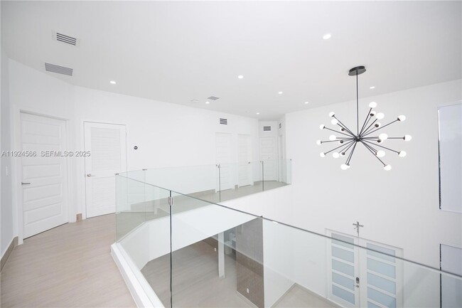 Building Photo - 8842 NW 161st Terrace