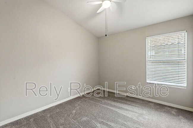 Building Photo - 12568 W Almeria Rd