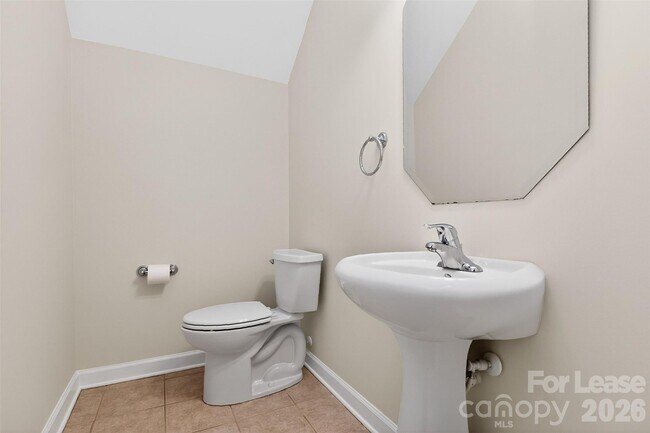 Building Photo - 9315 Rosalyn Glen Rd