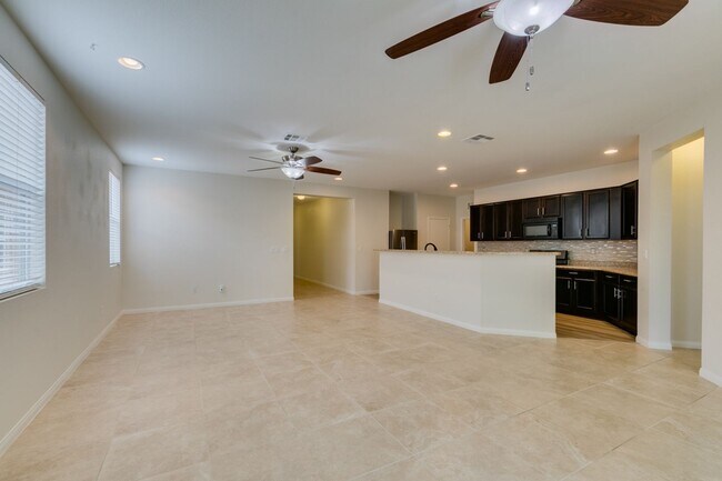Building Photo - 3- Bedroom, 2- Bathroom home in Mountain's...