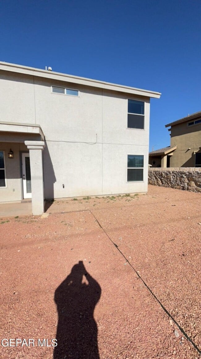 Building Photo - 12912 Alfredo Apodaca Dr
