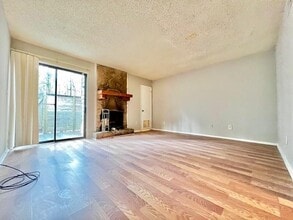 Building Photo - 6495 Bannor Ln