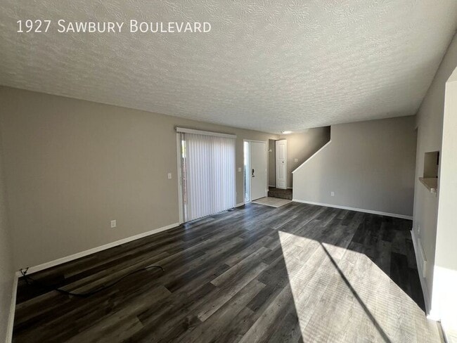 Building Photo - 1927 Sawbury Blvd