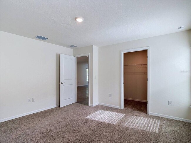 Building Photo - 31115 Silver Stage Dr