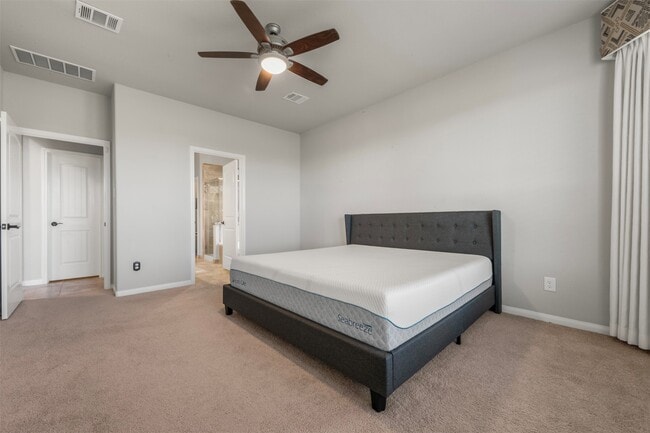 Building Photo - 3506 Lake Bella Megan Dr