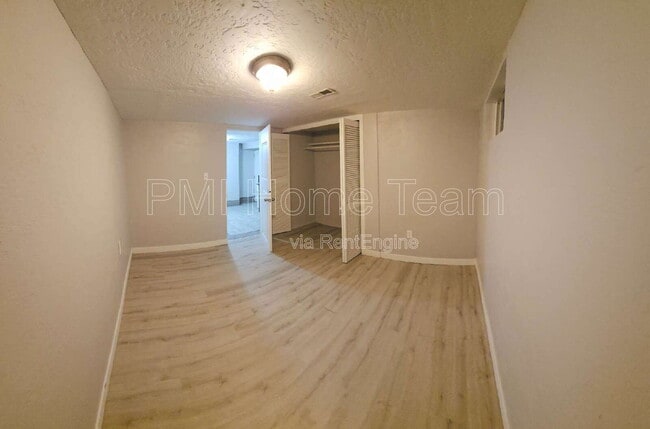 Building Photo - 168 Ross Dr