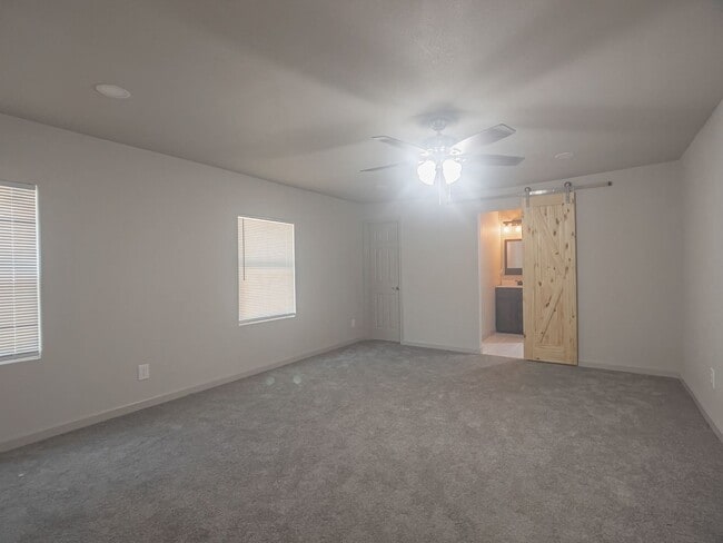 Building Photo - Phenomenally Beautiful FOUR bedroom TWO bath, Newly Remodeled Home! AVAILABLE RENT TO OWN!!