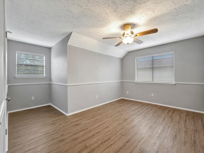 Building Photo - 2312 Meade Ct