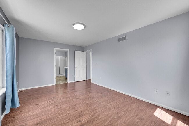 Building Photo - 6431 Raleigh Ct