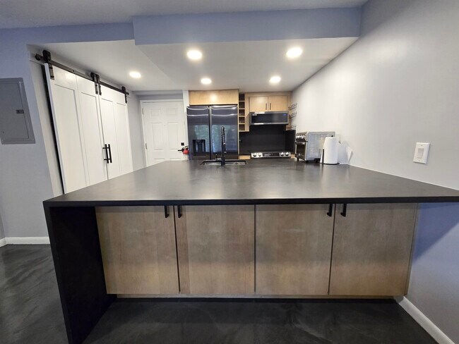 Building Photo - 55 Clinton Pl