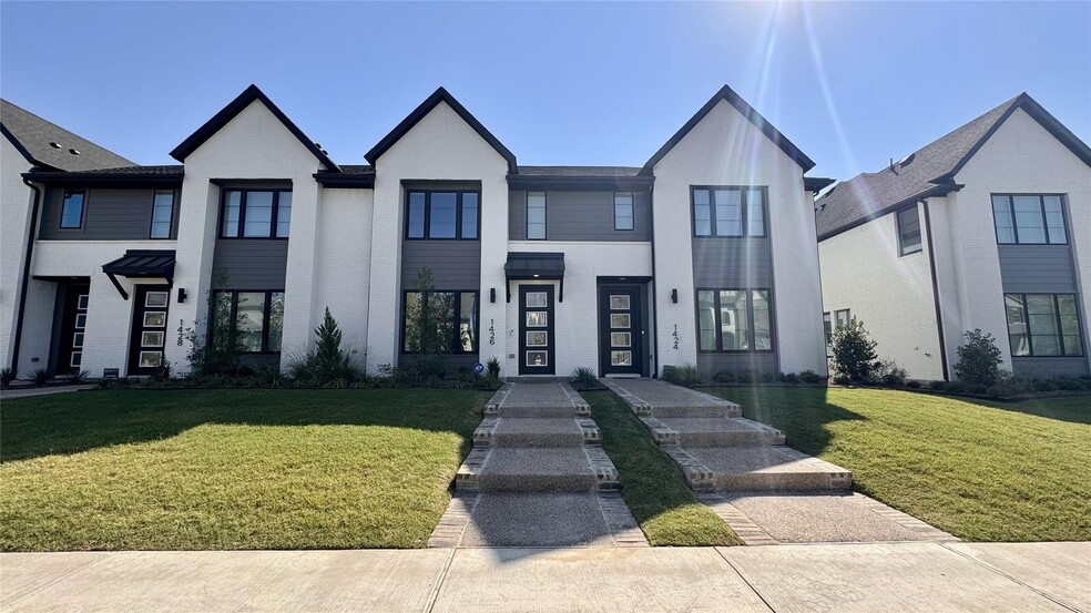 Front Of Townhome - 1426 Birds Fort Trl