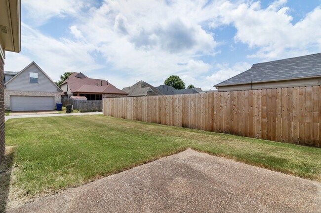 Building Photo - 9209 Acadia Pl