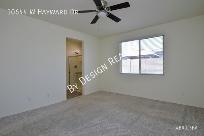 Building Photo - Like-New 4BR/3BA Corner Lot Home in Gladde...