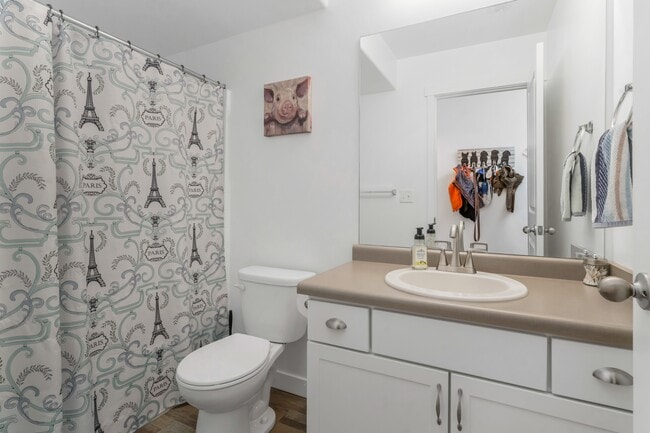 Building Photo - 3677 Golden Sky Ln