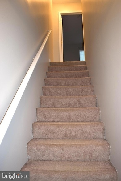 Building Photo - 203 Kadies Ln