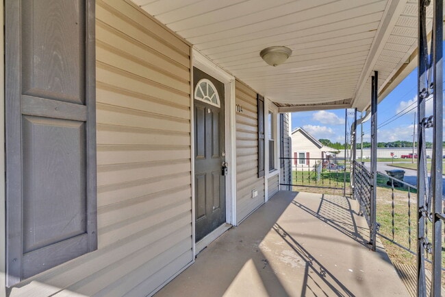 Building Photo - Cozy & Convenient 2BR, 1.5BA Greer Rental Near Downtown! $1,300/mo rent