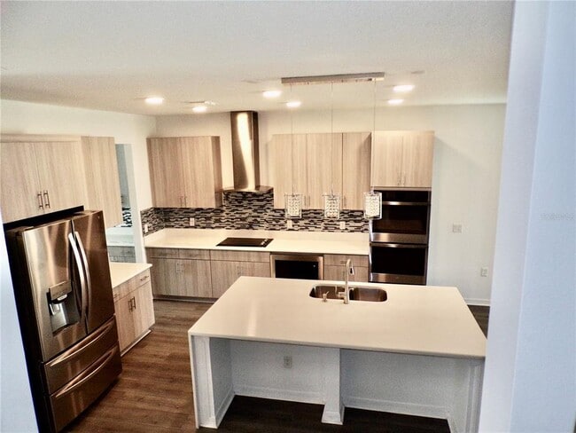 Building Photo - 33251 Sycamore Leaf Dr