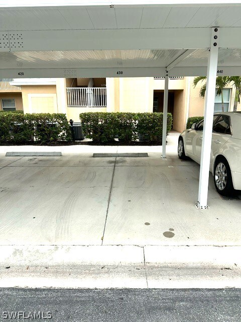 Building Photo - 8450 Kingbird Loop