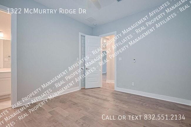 Building Photo - 1322 McMurtry Ridge Dr