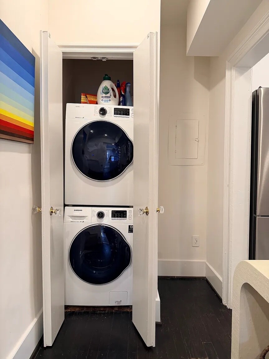 Building Photo - 1332 15th St NW