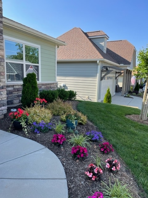 Building Photo - 515 Bowline Dr