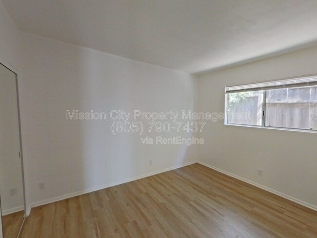 Building Photo - 1767 Grand Ave