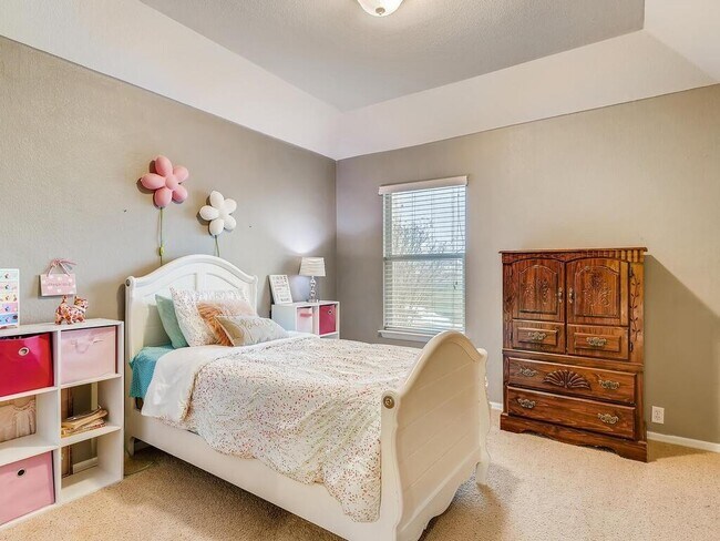 Building Photo - 461 Sweet Gum Dr