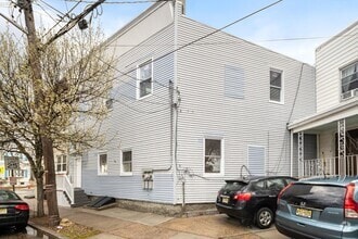 Building Photo - 1016 Paterson Plank Rd