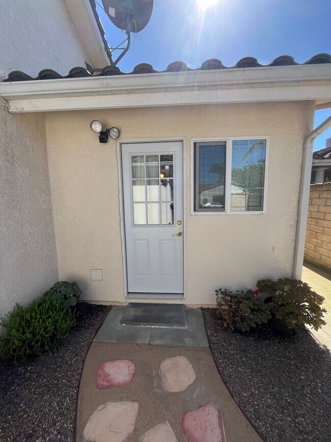 Primary Photo - Single Bedroom Suite -- Furnished Upon Req...
