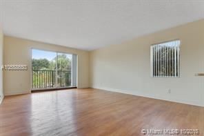 Building Photo - 2 br, 2 bath  - 7600 NW 5th St Unit