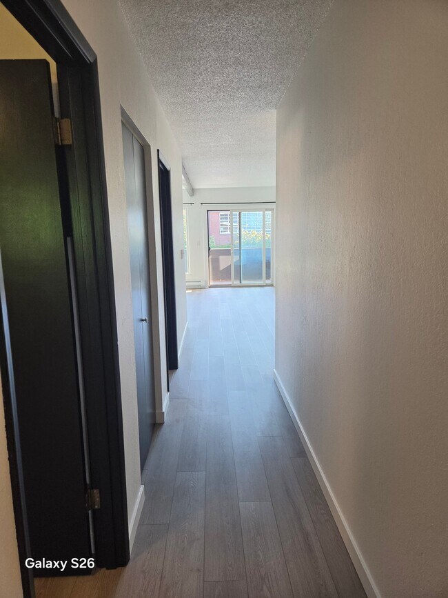 Building Photo - 2022 SW 152nd St