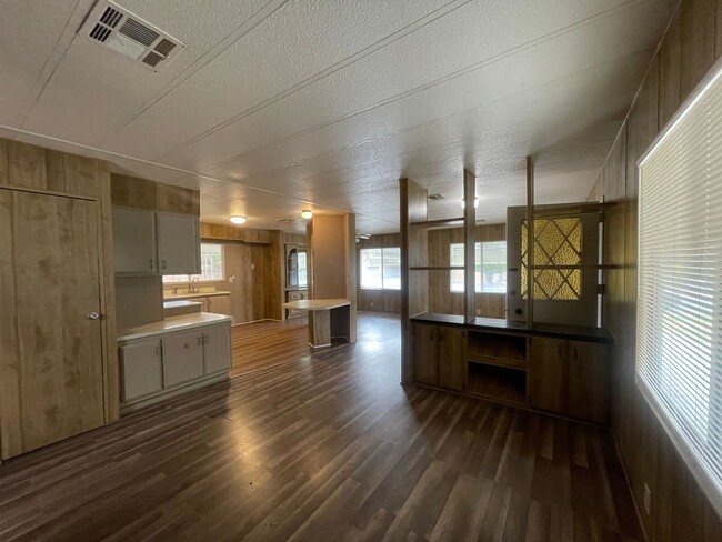 Building Photo - 43676 Brendan Ct