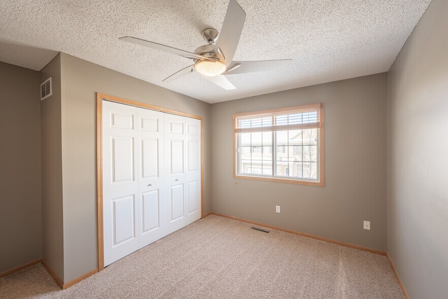 Building Photo - 17985 96th Ave N