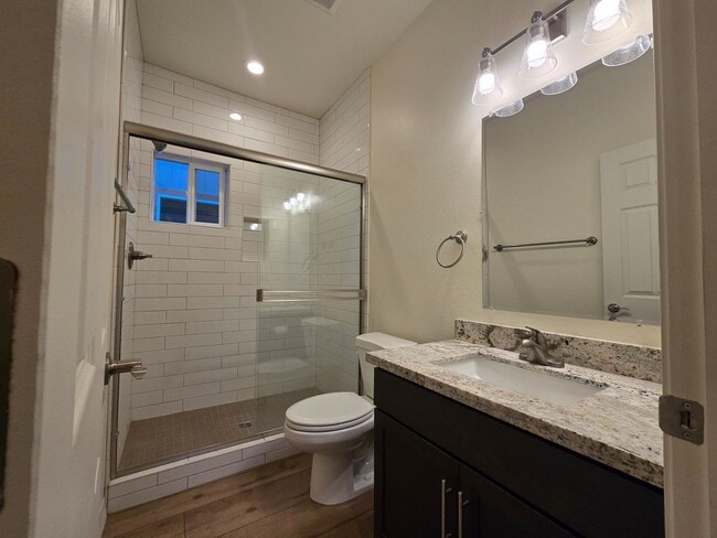 Building Photo - Beautiful, Newly-Built, Townhouse w/A/C & ...