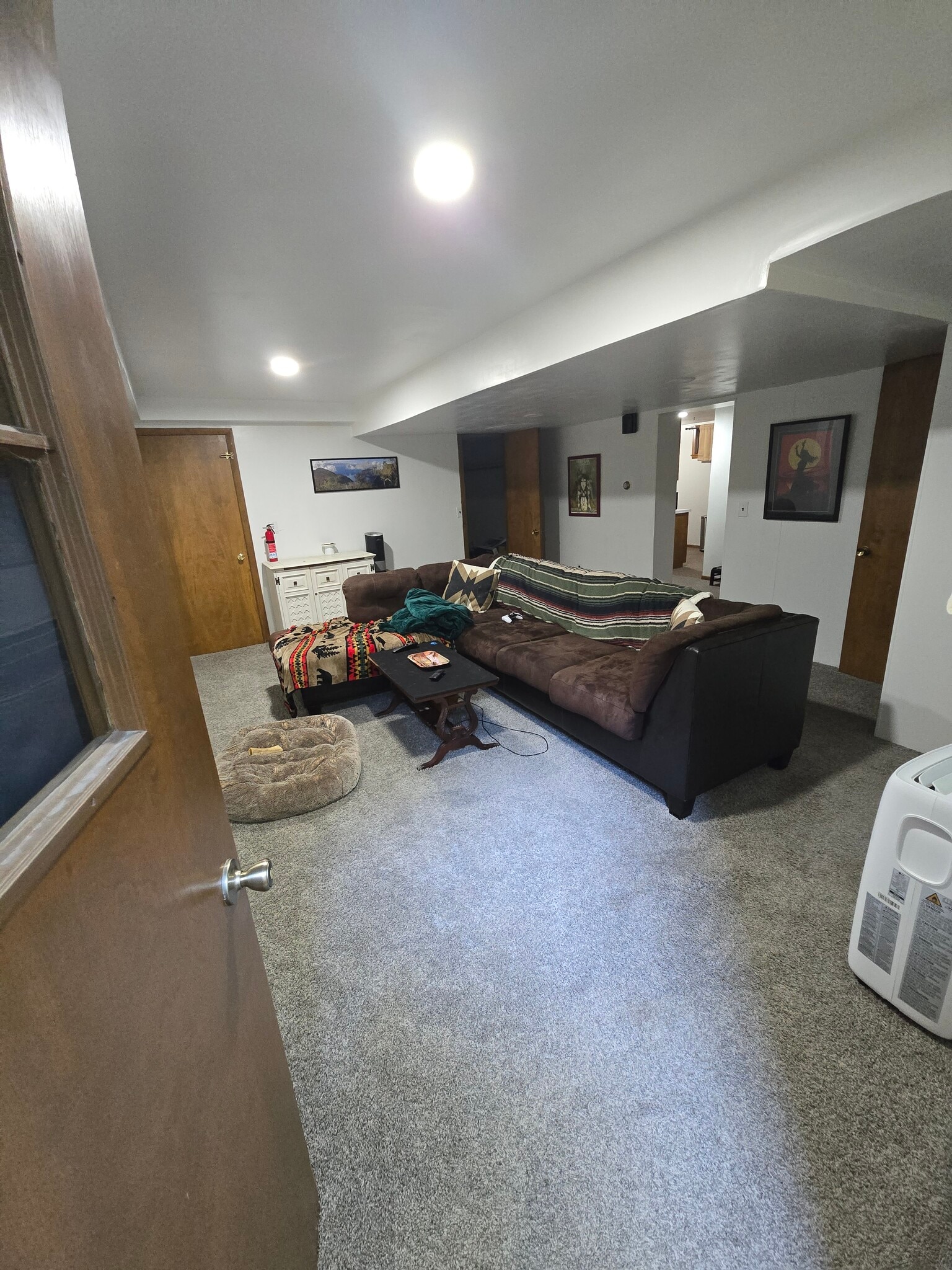 Building Photo - 207 W Holly St