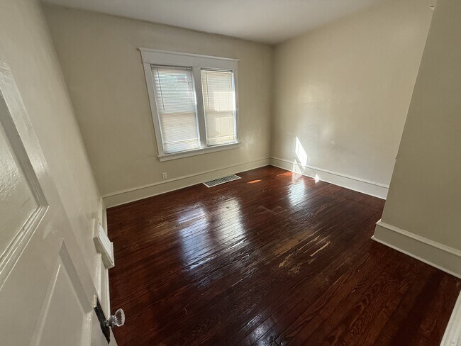 Building Photo - 2445 43rd St