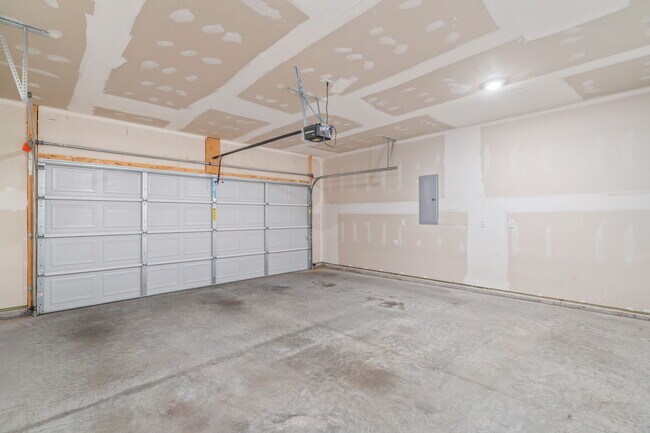 Building Photo - 116 Kaley Ln