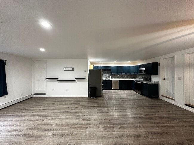 Building Photo - 863 Stol Dr