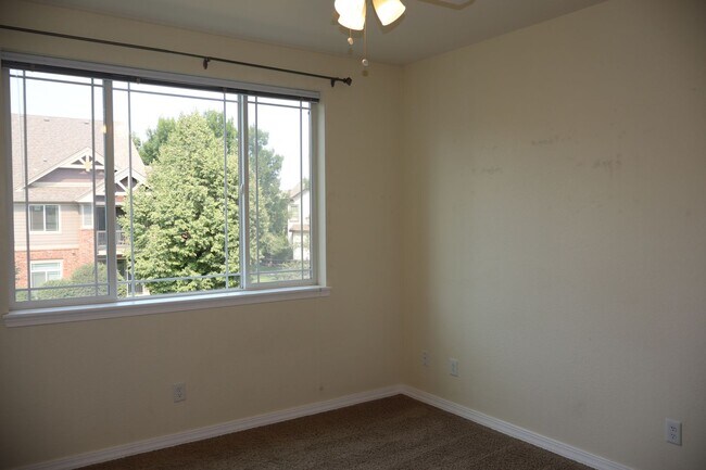 Building Photo - Heart of Fort Collins: Modern Condo + $200...