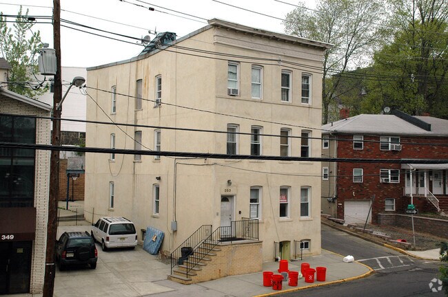 Primary Photo - 353 Gorge Rd
