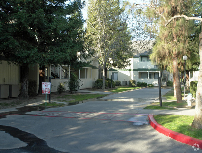 Building Photo - Sequoia Knolls