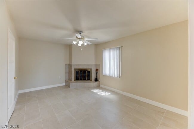 Building Photo - 402 Ilmenite Way
