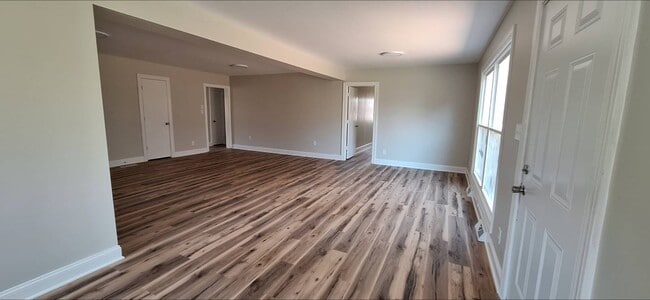 Building Photo - 20405 Williams St