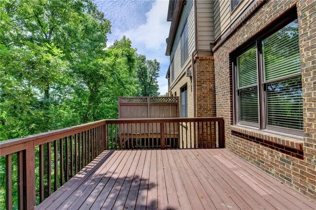 Building Photo - 6961 Fellowship Ln