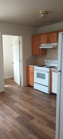 Building Photo - 3404 Cantabrian Dr