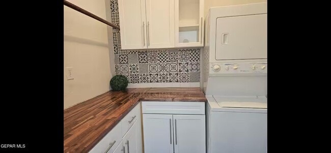 Building Photo - 5405 Montoya Dr