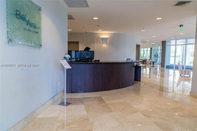 Building Photo - 6515 Collins Ave