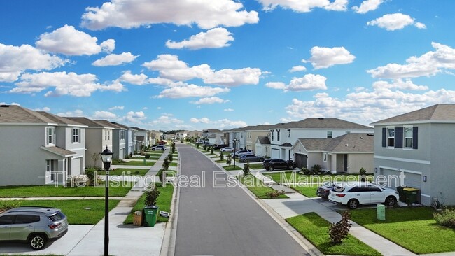 Building Photo - 33314 Darley Dl Trl