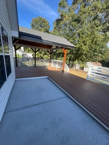 Building Photo - 3978 Rock Hollow Dr