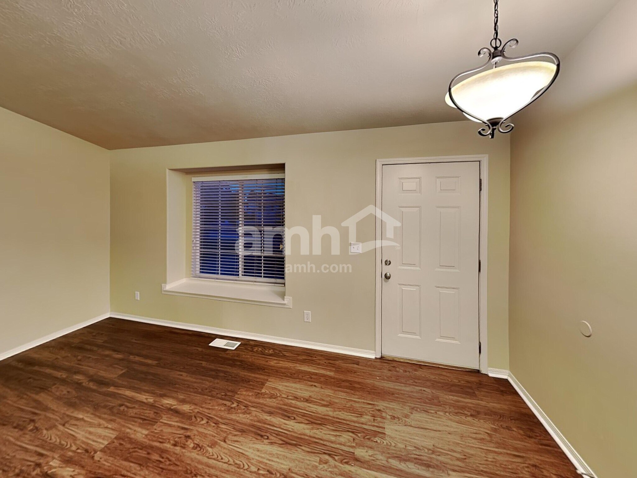 Building Photo - 854 W 1300 N